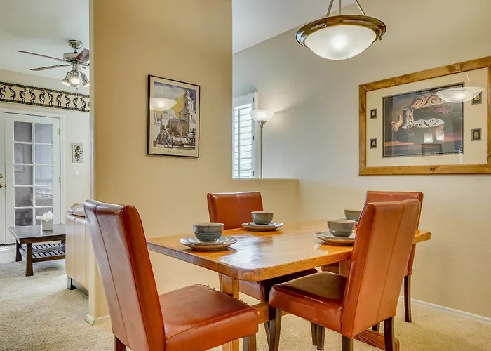 Holiday home 3 Mi To Sabino Canyon! Snowbird Escape W/ Pool Tucson