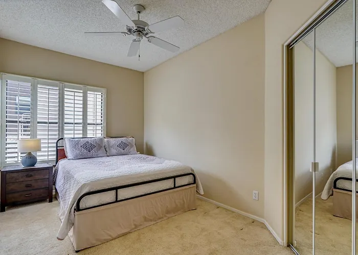 Holiday home 3 Mi To Sabino Canyon! Snowbird Escape W/ Pool Tucson